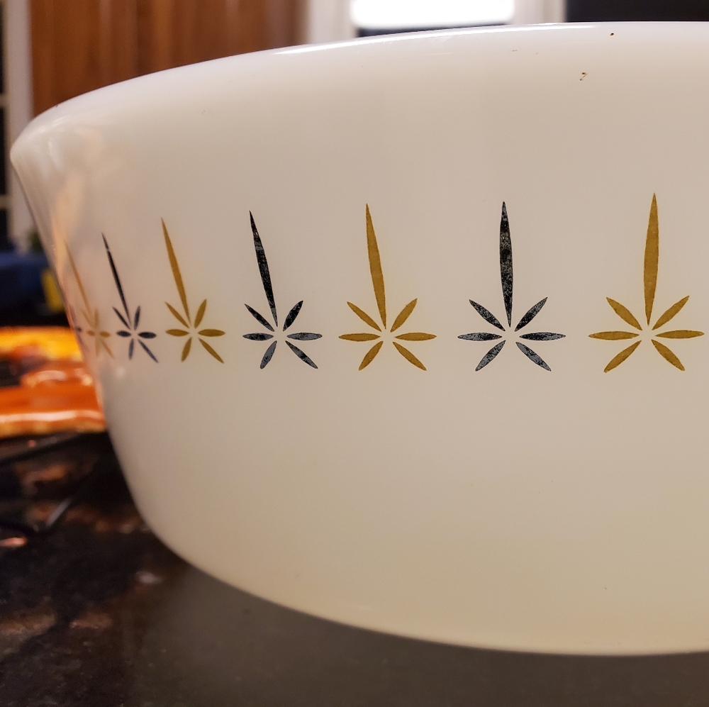 Vintage Fire King Anchor Hocking Round 3qt Casserole Dish Candleglow #439 - Picture 4 of 7